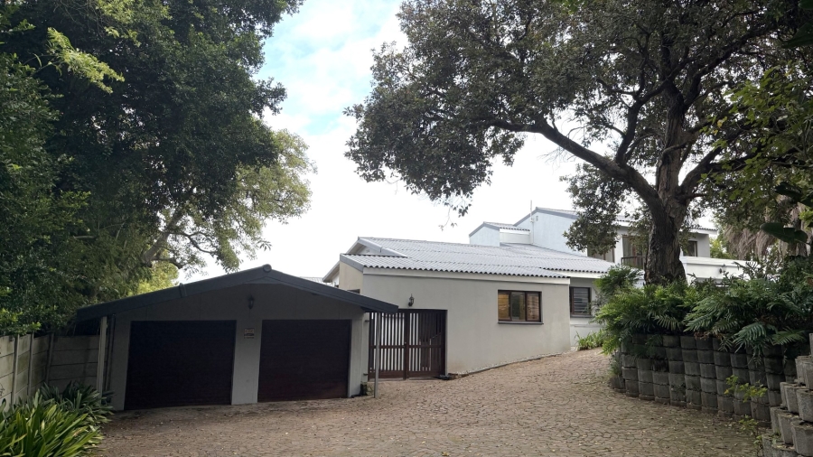 To Let 4 Bedroom Property for Rent in Costa Sarda Western Cape
